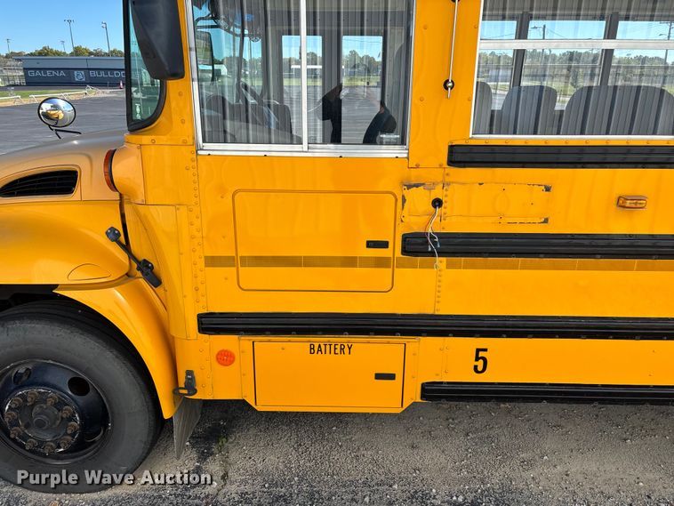 image for item ED2303 2005 International PB105 school bus