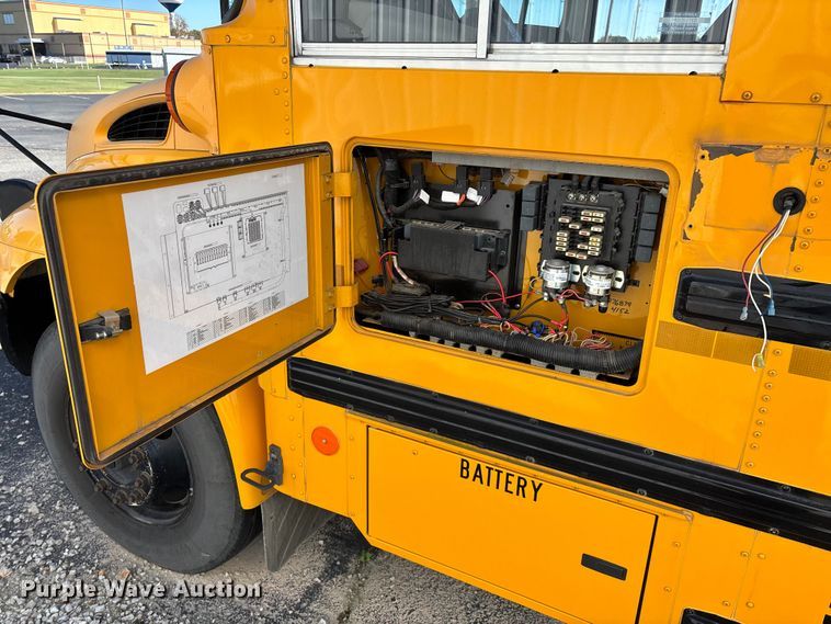 image for item ED2303 2005 International PB105 school bus