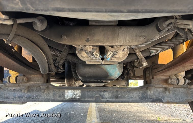 image for item ED2303 2005 International PB105 school bus