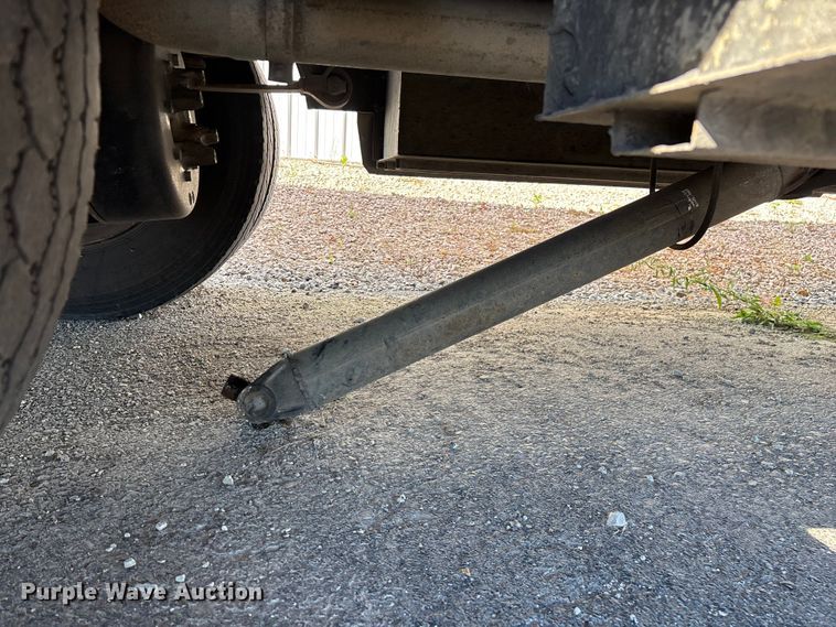 image for item ED2303 2005 International PB105 school bus