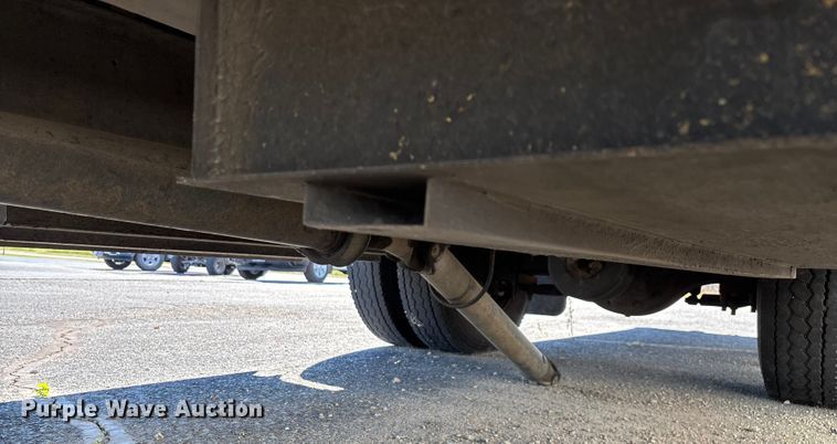 image for item ED2303 2005 International PB105 school bus