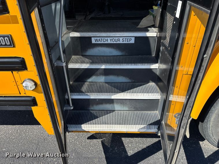 image for item ED2303 2005 International PB105 school bus