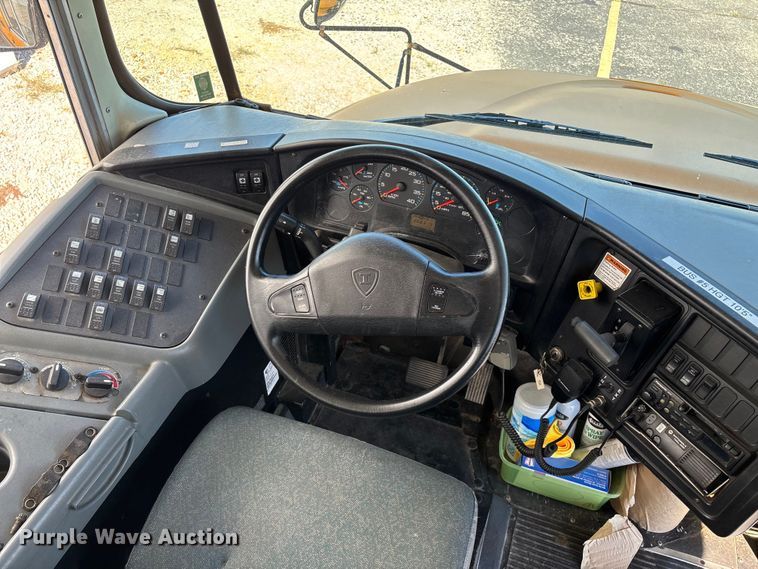 image for item ED2303 2005 International PB105 school bus