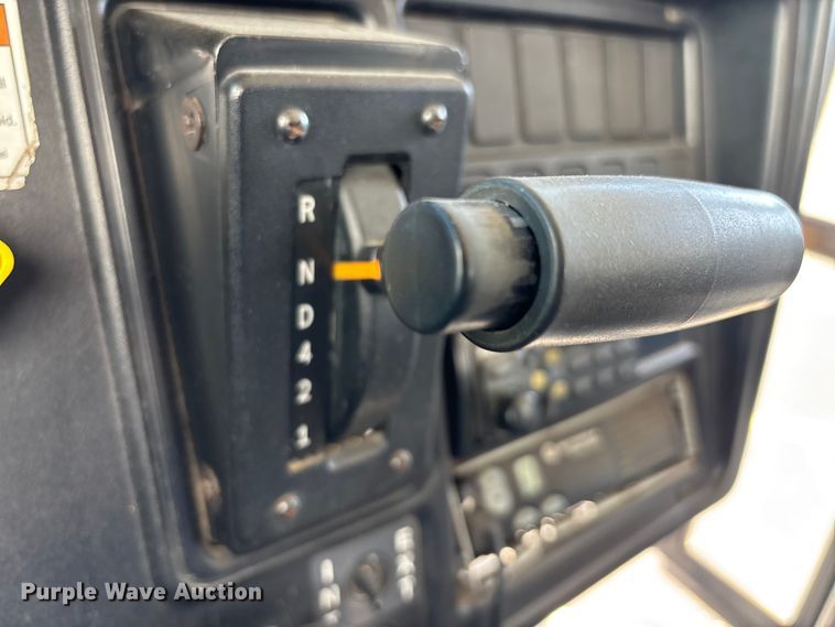 image for item ED2303 2005 International PB105 school bus