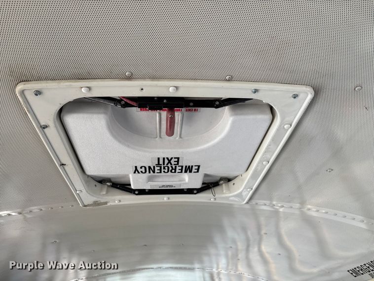 image for item ED2303 2005 International PB105 school bus