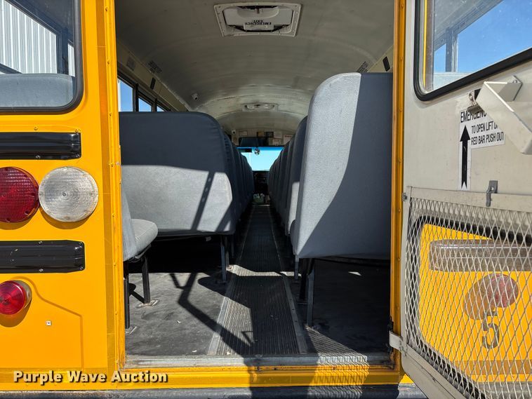 image for item ED2303 2005 International PB105 school bus