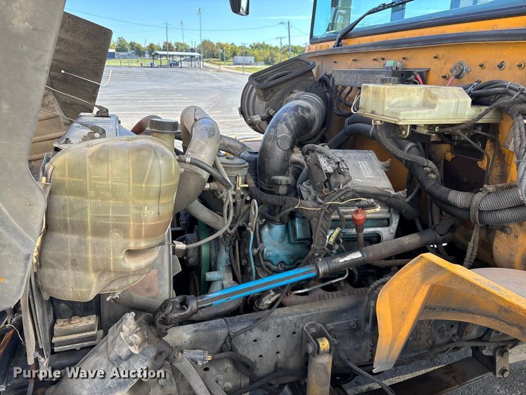 image for item ED2303 2005 International PB105 school bus