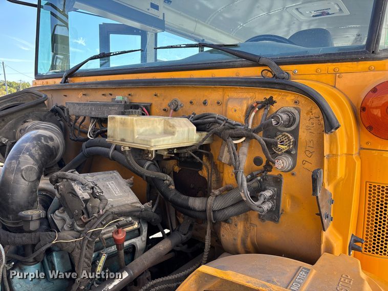 image for item ED2303 2005 International PB105 school bus