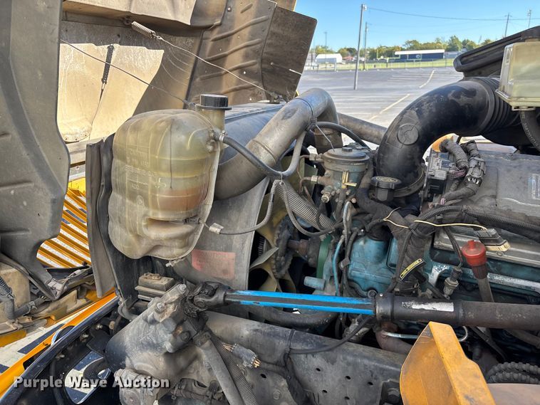 image for item ED2303 2005 International PB105 school bus