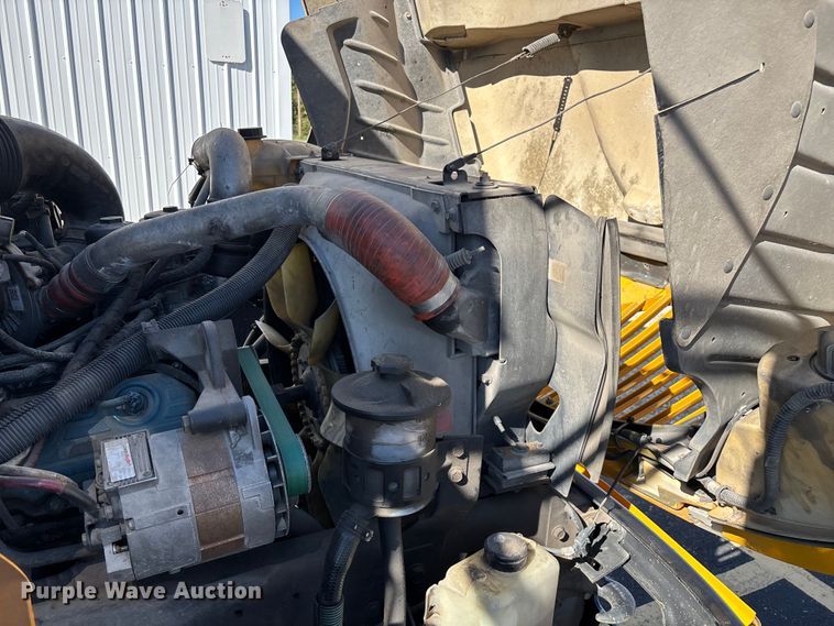 image for item ED2303 2005 International PB105 school bus