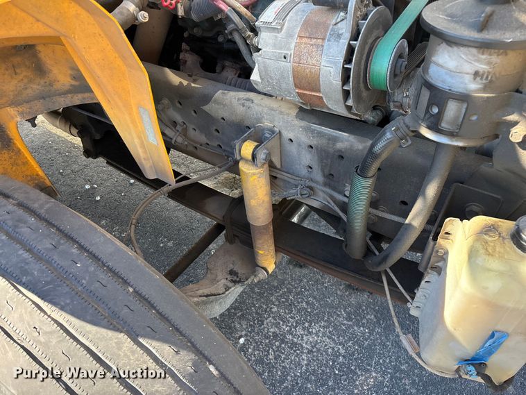 image for item ED2303 2005 International PB105 school bus