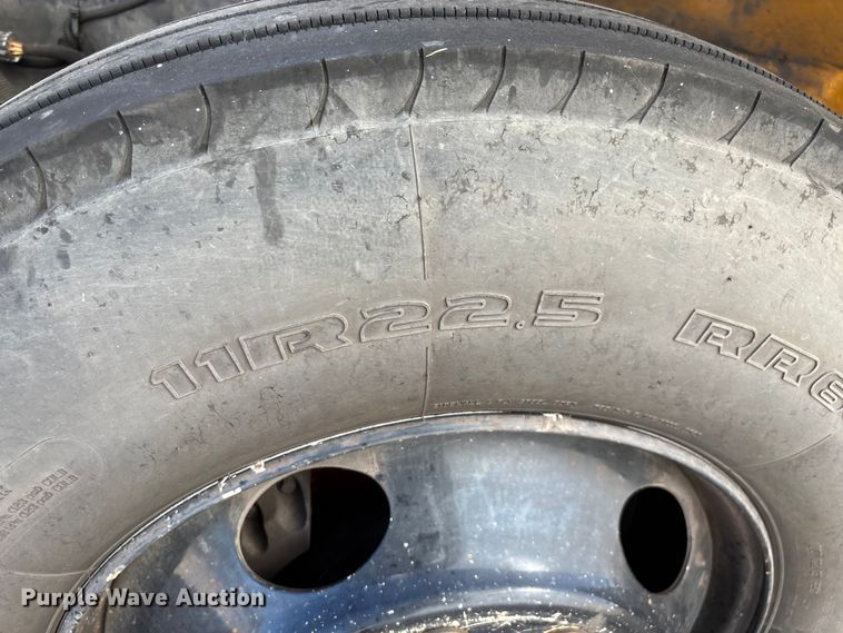 image for item ED2303 2005 International PB105 school bus