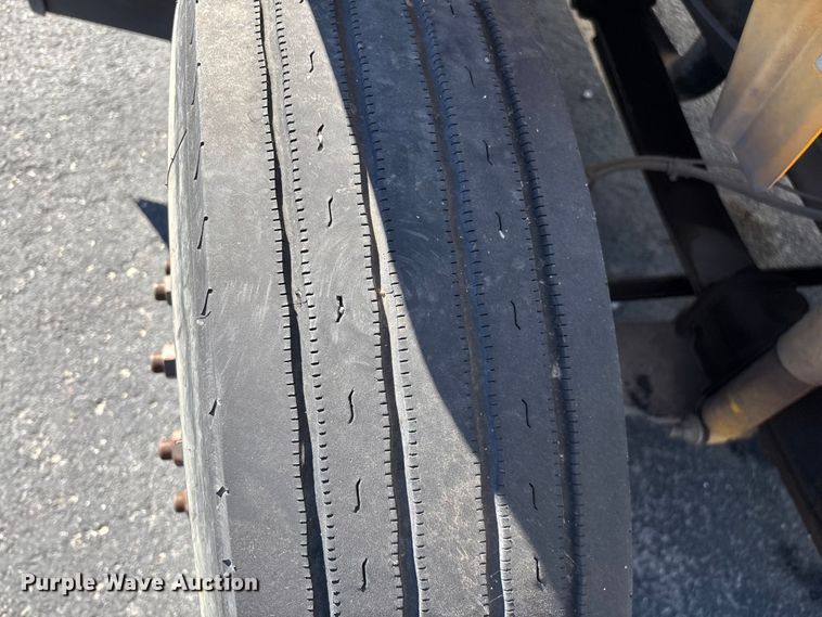 image for item ED2303 2005 International PB105 school bus