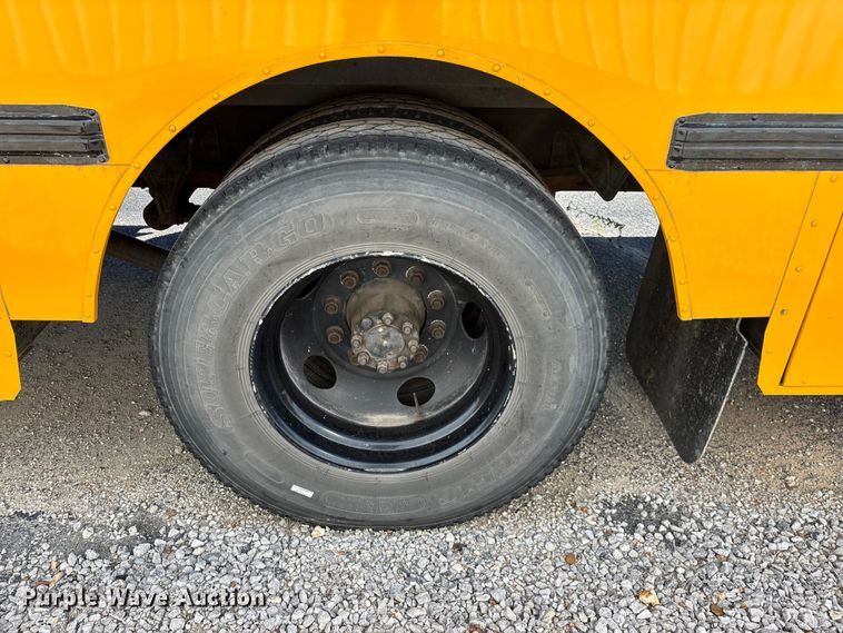 image for item ED2303 2005 International PB105 school bus