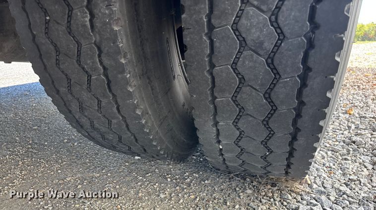 image for item ED2303 2005 International PB105 school bus