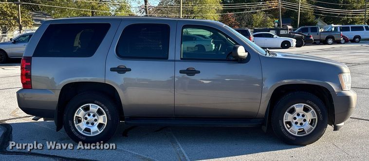 image for item ED2307 2012 Chevrolet Tahoe Police SUV