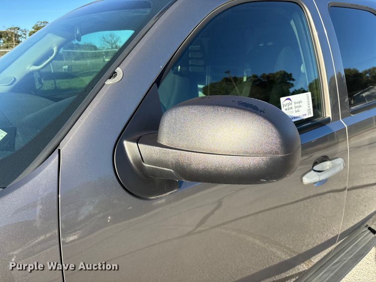 image for item ED2307 2012 Chevrolet Tahoe Police SUV