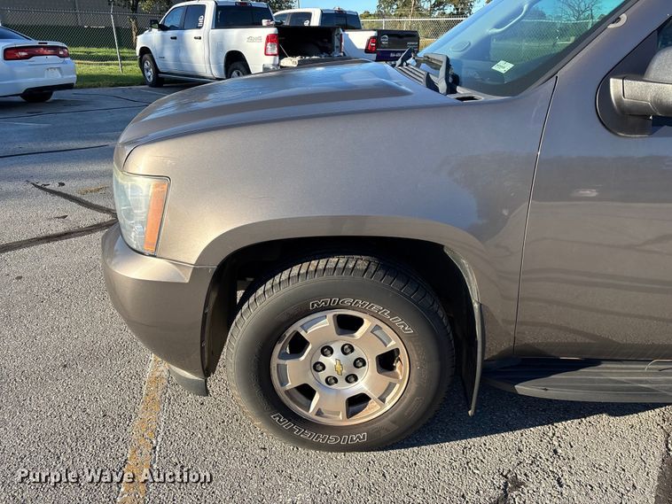 image for item ED2307 2012 Chevrolet Tahoe Police SUV