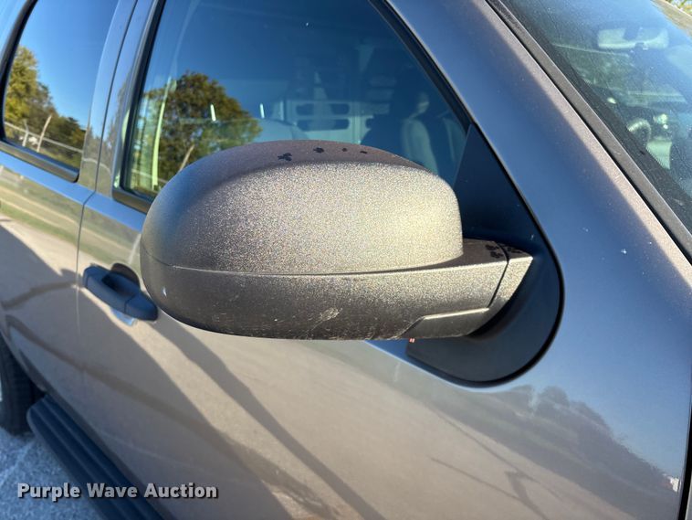 image for item ED2307 2012 Chevrolet Tahoe Police SUV