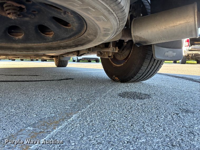 image for item ED2307 2012 Chevrolet Tahoe Police SUV