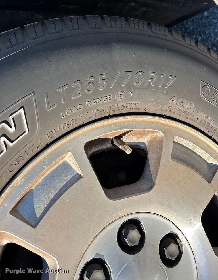 image for item ED2307 2012 Chevrolet Tahoe Police SUV