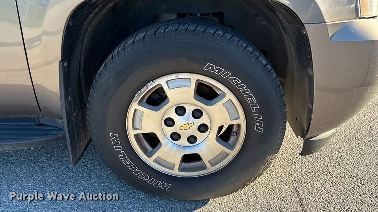 image for item ED2307 2012 Chevrolet Tahoe Police SUV