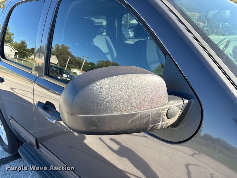 image for item ED2310 2010 Chevrolet Tahoe SUV