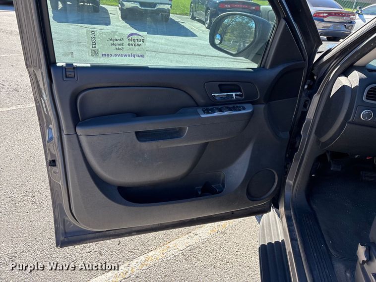 image for item ED2310 2010 Chevrolet Tahoe SUV