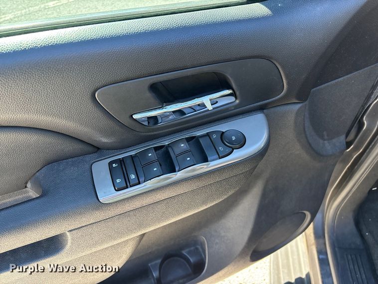 image for item ED2310 2010 Chevrolet Tahoe SUV