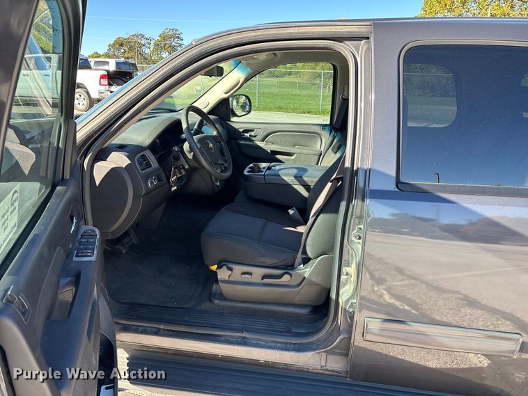 image for item ED2310 2010 Chevrolet Tahoe SUV