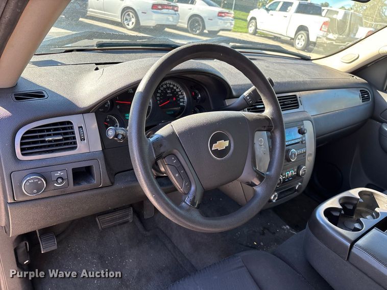 image for item ED2310 2010 Chevrolet Tahoe SUV