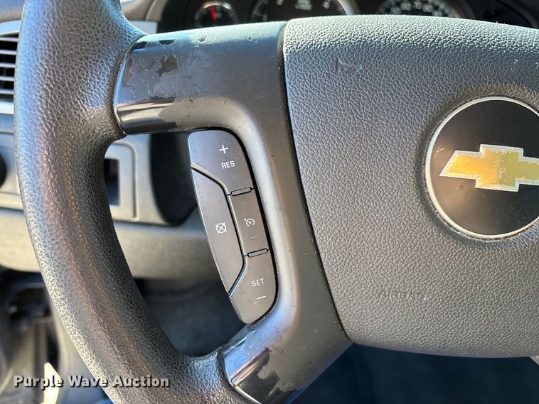 image for item ED2310 2010 Chevrolet Tahoe SUV