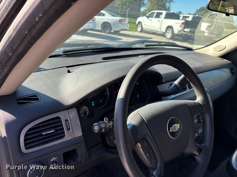 image for item ED2310 2010 Chevrolet Tahoe SUV