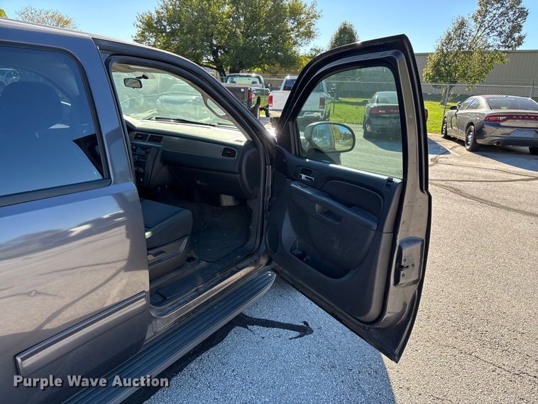 image for item ED2310 2010 Chevrolet Tahoe SUV
