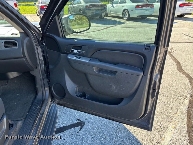 image for item ED2310 2010 Chevrolet Tahoe SUV