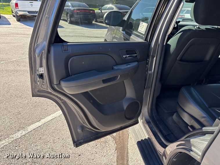 image for item ED2310 2010 Chevrolet Tahoe SUV