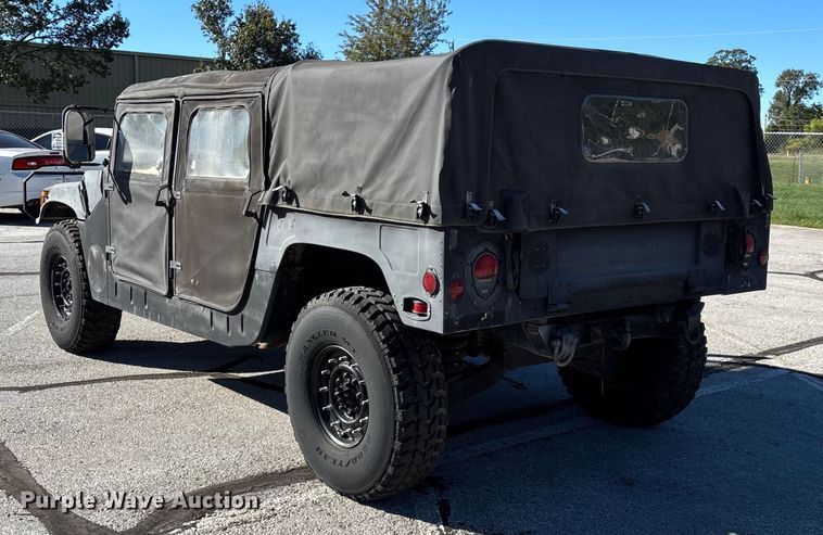 image for item ED2311 1991 AM General M998 SUV