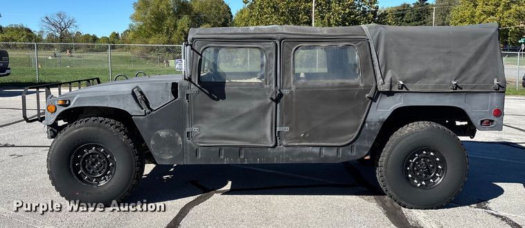 image for item ED2311 1991 AM General M998 SUV