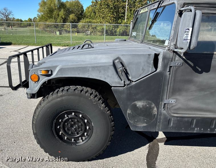 image for item ED2311 1991 AM General M998 SUV