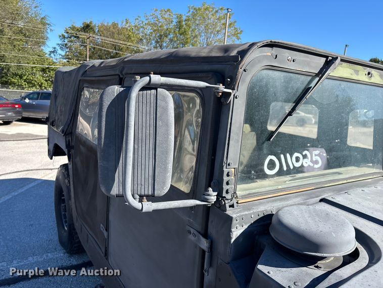 image for item ED2311 1991 AM General M998 SUV