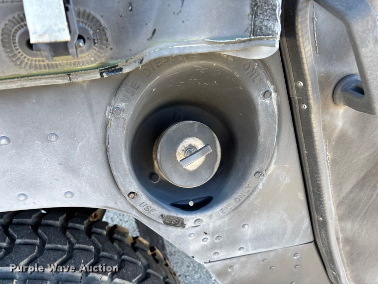 image for item ED2311 1991 AM General M998 SUV