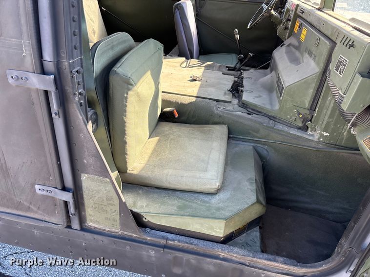 image for item ED2311 1991 AM General M998 SUV