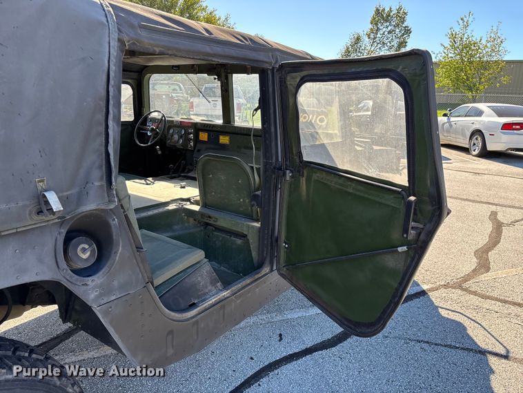 image for item ED2311 1991 AM General M998 SUV