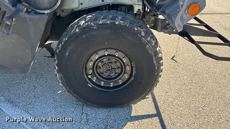 image for item ED2311 1991 AM General M998 SUV