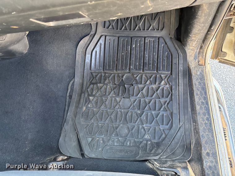 image for item ED2314 2012 Dodge Ram 1500 SLT Quad Cab pickup truck