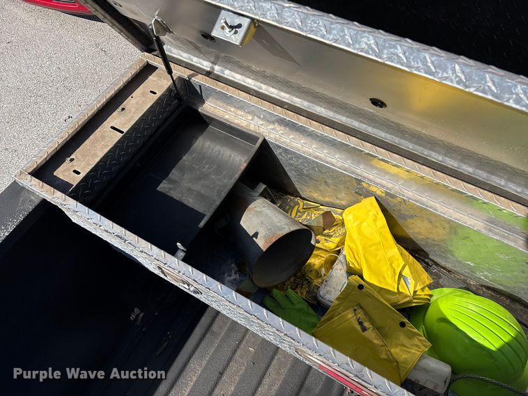 image for item ED2319 2011 Chevrolet Silverado 1500 Ext. Cab pickup truck