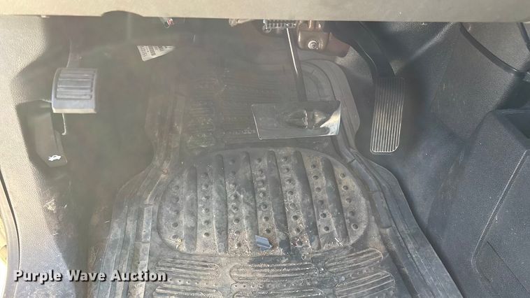 image for item ED2319 2011 Chevrolet Silverado 1500 Ext. Cab pickup truck