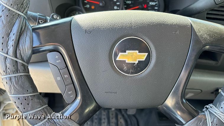 image for item ED2319 2011 Chevrolet Silverado 1500 Ext. Cab pickup truck