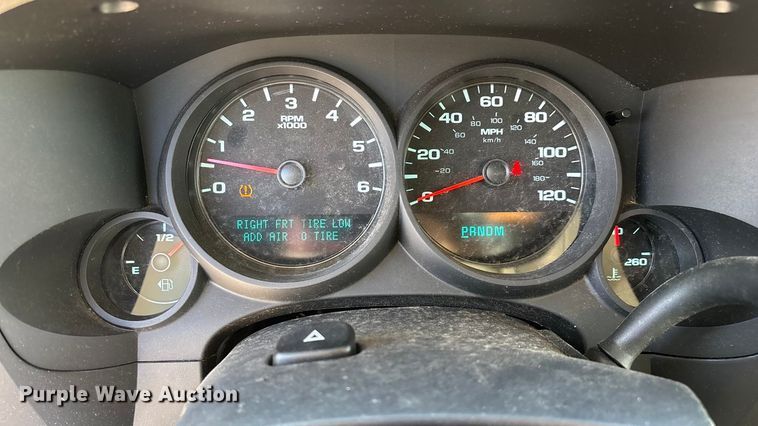 image for item ED2319 2011 Chevrolet Silverado 1500 Ext. Cab pickup truck