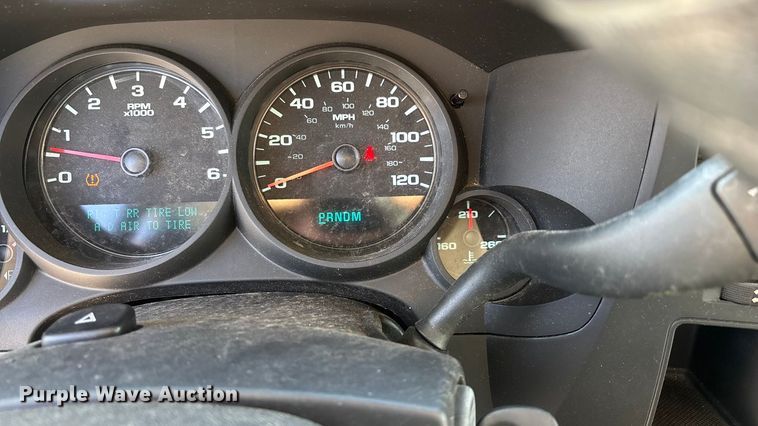 image for item ED2319 2011 Chevrolet Silverado 1500 Ext. Cab pickup truck